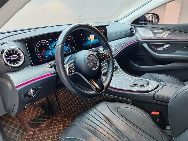 Mercedes-Benz CLS 2023 CLS 300 — фото 11