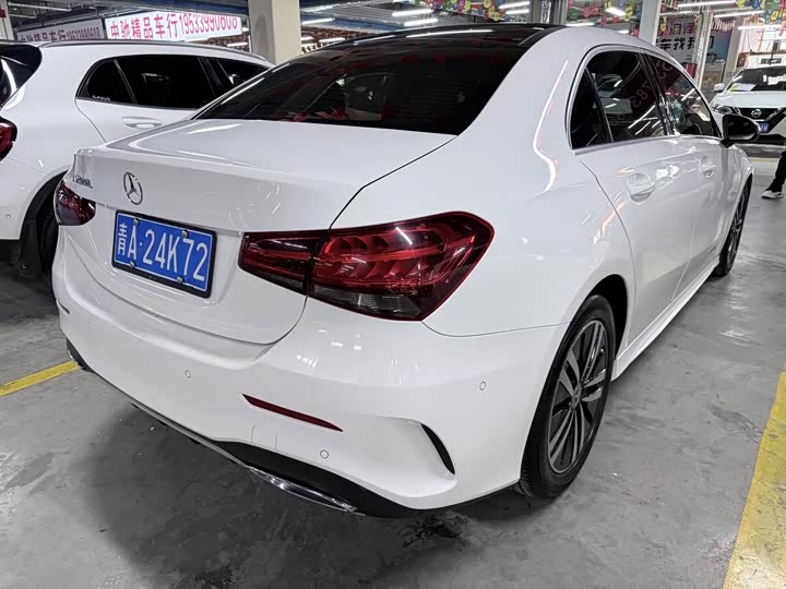 Mercedes-Benz A-Class 2020 A 180 L — фото 21