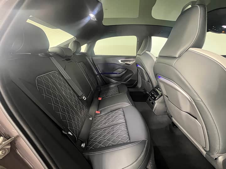 Audi A5L 2026 2.0 T quattro — фото 17