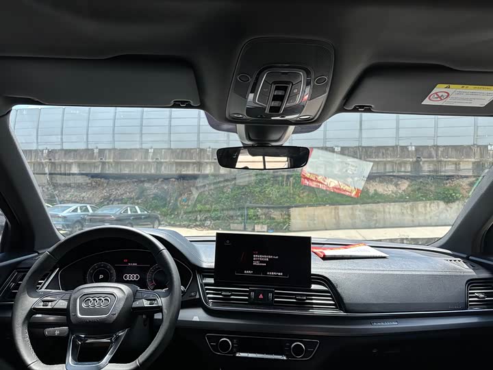 Audi Q5L Sportback 2024 40 TFSI — фото 6
