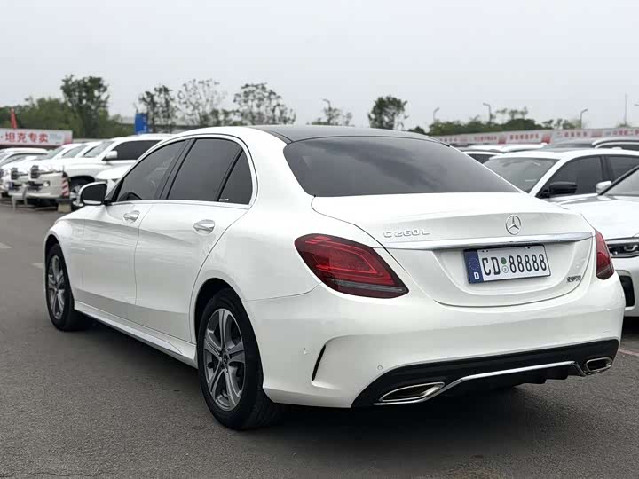 Mercedes-Benz C-Class C 260 L — фото 10