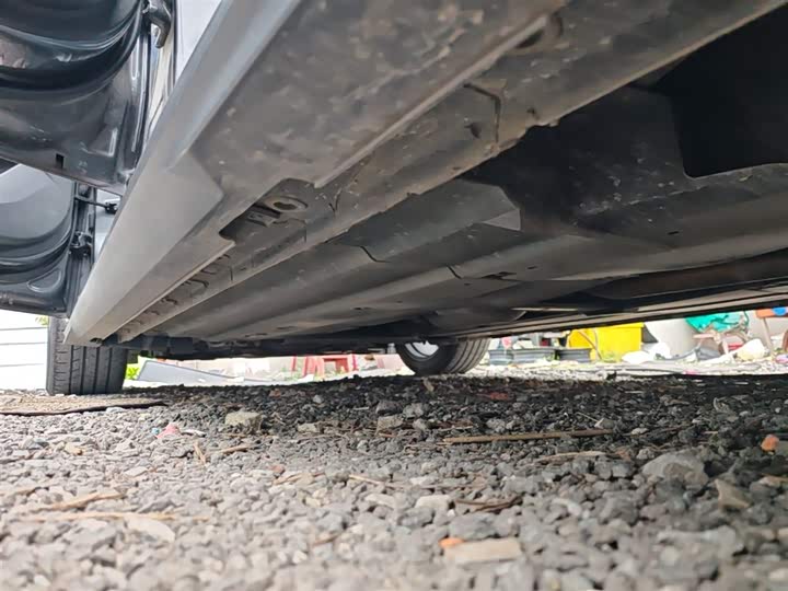 Changan UNI-V 2023 1.5 T Premium — фото 22