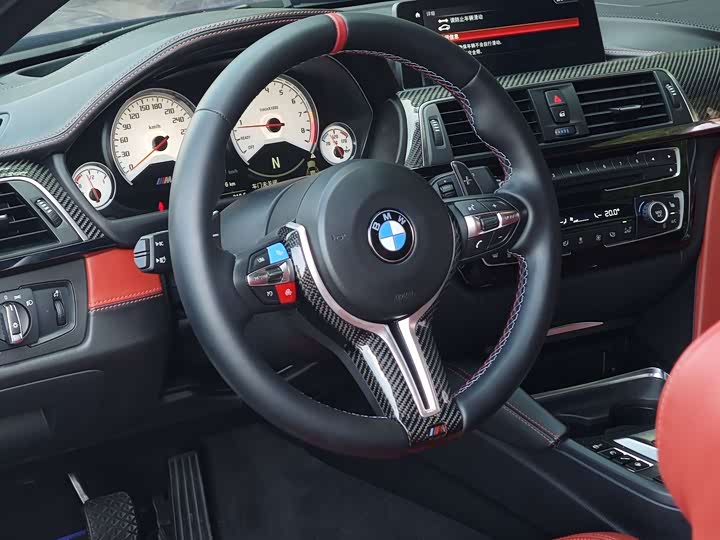 BMW M4 — фото 13