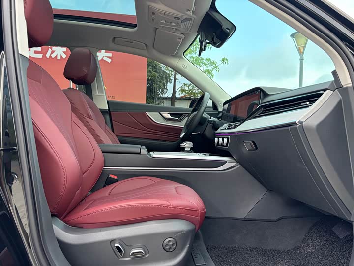 Hongqi HS5 2025 2.0 T 4 WD Pro — фото 13