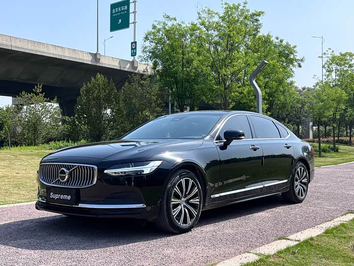 Volvo S90 2023 B 5