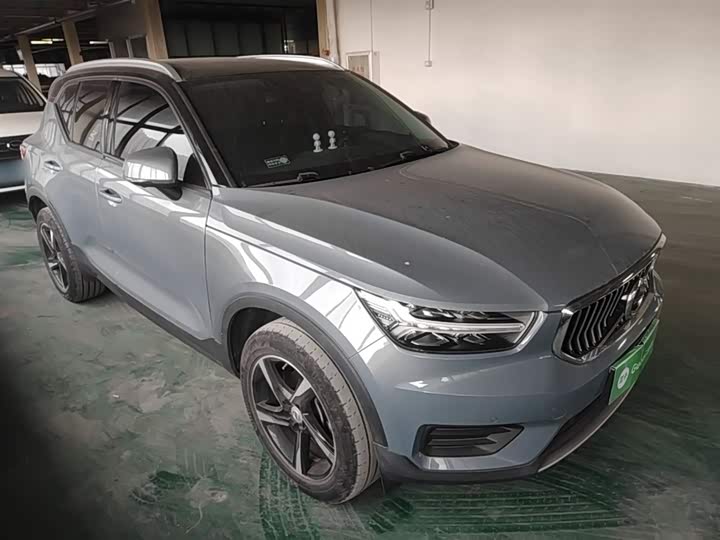 Volvo XC40 2020 T 3 — фото 4