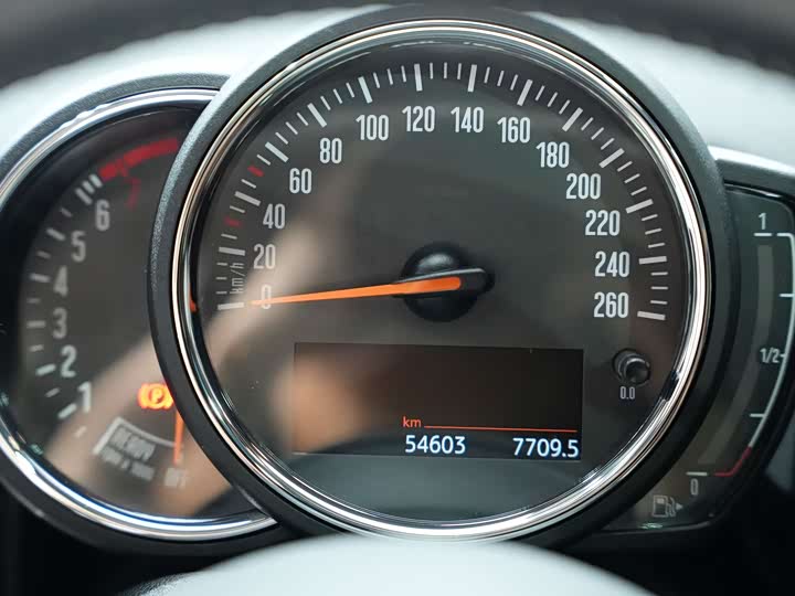 MINI Clubman — фото 15