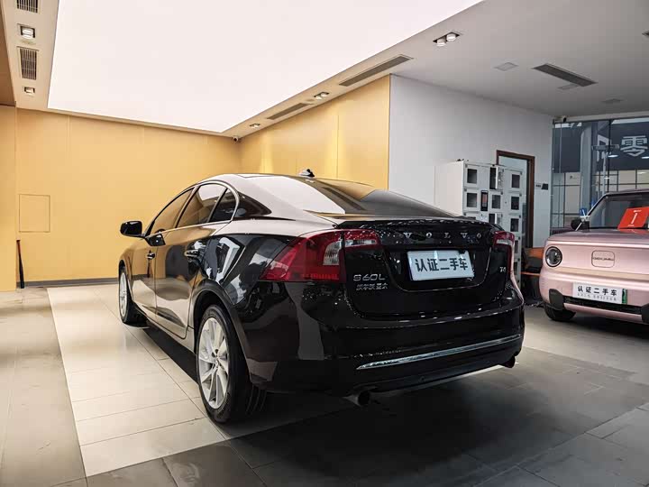 Volvo S60 2018 S 60 L T 4 — фото 24