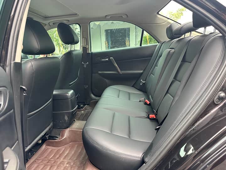 Mazda 6 2015 2.0 L AT Luxury — фото 12