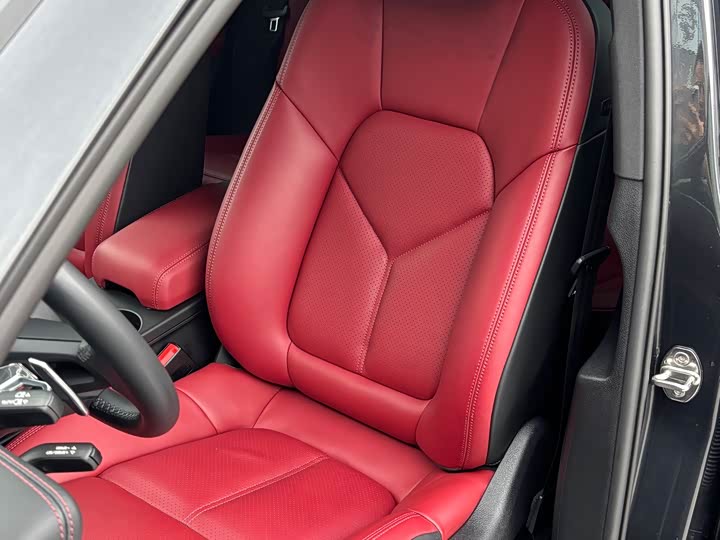 Porsche Macan 2022 Macan S 2.9 T — фото 12