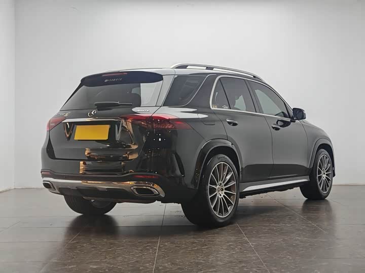 Mercedes-Benz GLE 2024 GLE 450 4 MATIC Luxury — фото 3