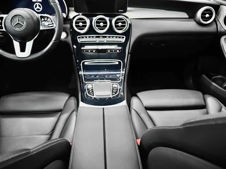 Mercedes-Benz GLC 2020 GLC 260 L 4 MATIC — фото 26