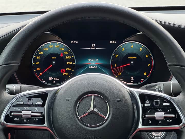 Mercedes-Benz GLC 2023 GLC 260 4 MATIC SUV — фото 21