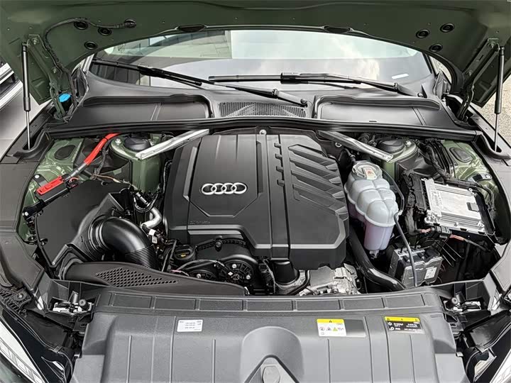 Audi A5 2023 Sportback 40 TFSI — фото 8