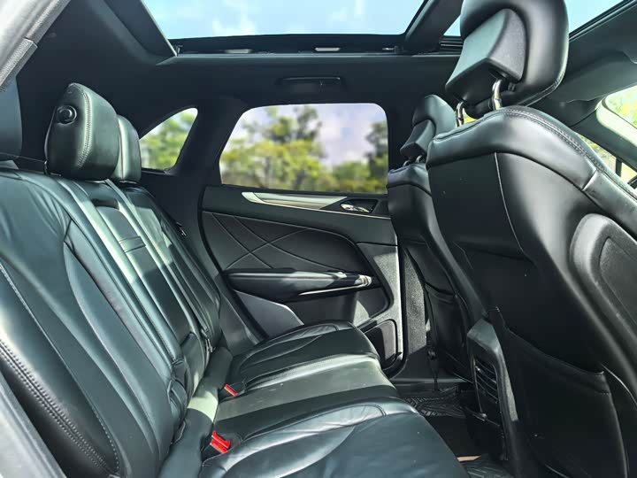 Lincoln MKC 2017 2.0 T 2 WD — фото 21