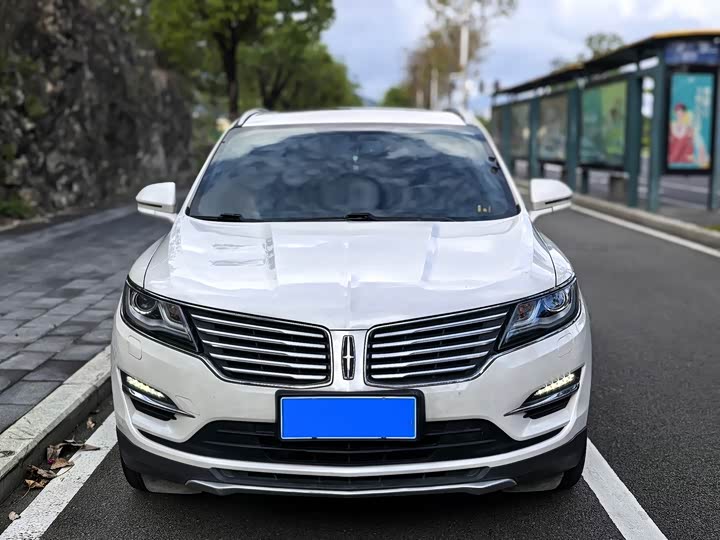 Lincoln MKC 2017 2.0 T 2 WD — фото 25