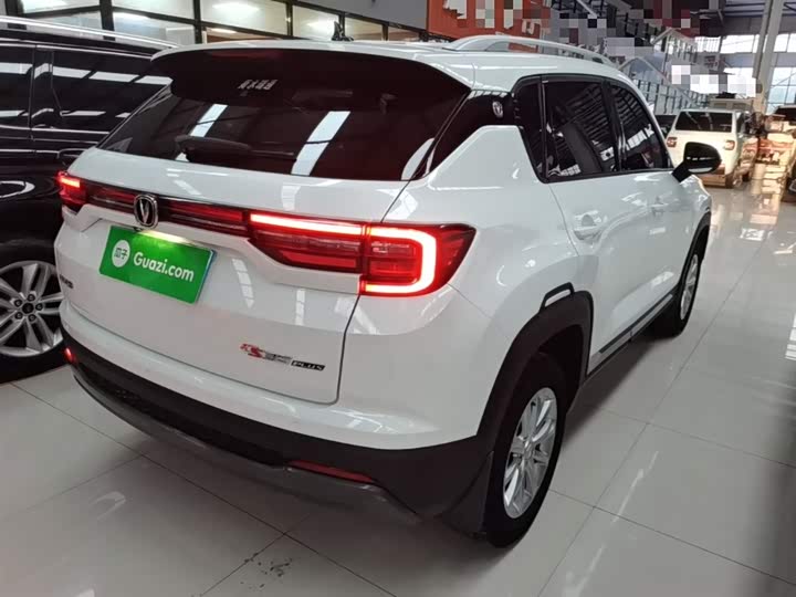 Changan CS35 PLUS 2021 1.6 L MT — фото 7