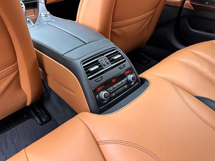 BMW 6-Series 2016 640i Gran Coupe — фото 29
