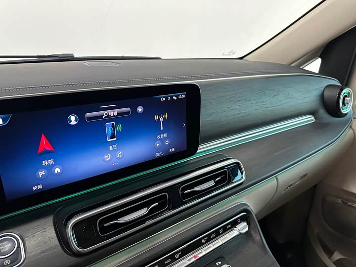 Mercedes-Benz V-Class 2024 V 300 L — фото 14