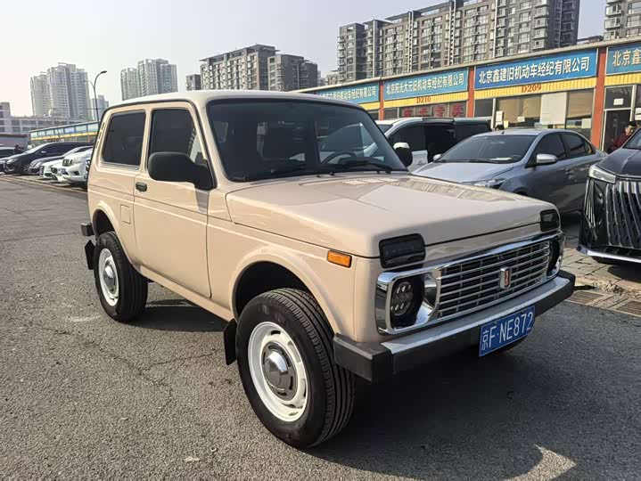 Lada NIVA 2017 1.7 L MT — фото 3