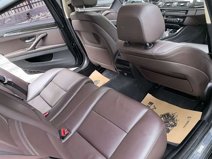 BMW 5-Series 2014 525 Li — фото 10