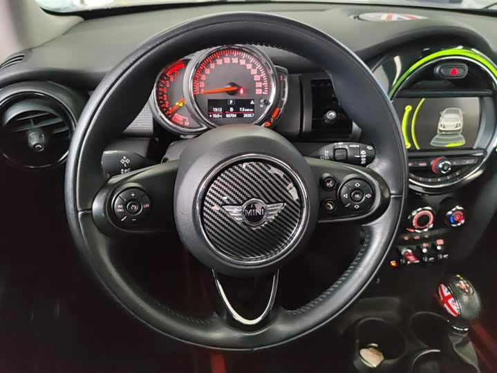 MINI Hatch — фото 15