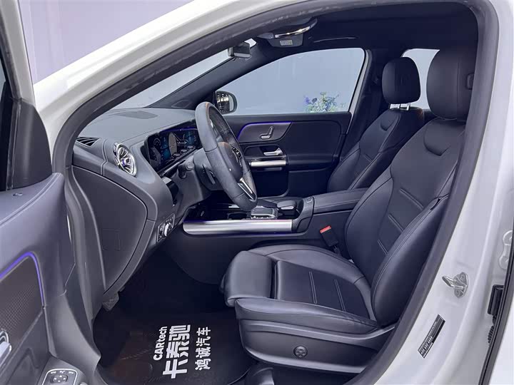 Mercedes-Benz GLA 2020 GLA 200 — фото 18