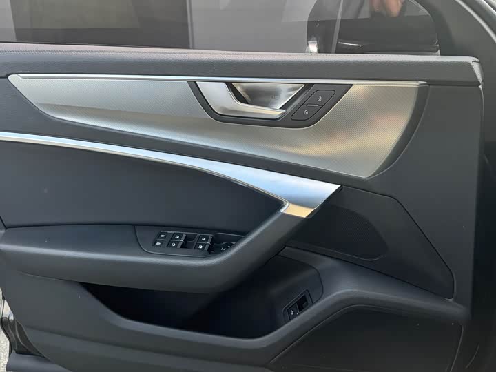 Audi A6L 2019 40 TFSI — фото 5