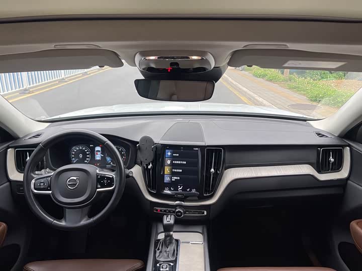 Volvo XC60 2020 T 5 4 WD — фото 16
