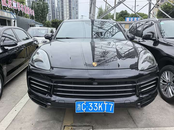 Porsche Cayenne 2018 Cayenne 3.0 T — фото 3