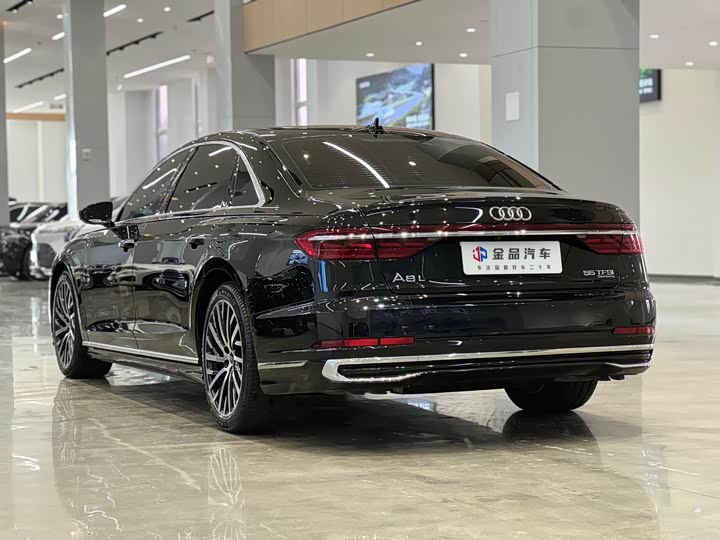 Audi A8 2024 A 8 L 55 TFSI quattro Flagship — фото 6