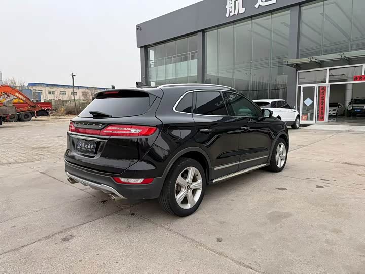 Lincoln MKC 2019 2.0 T 4 WD VI — фото 9