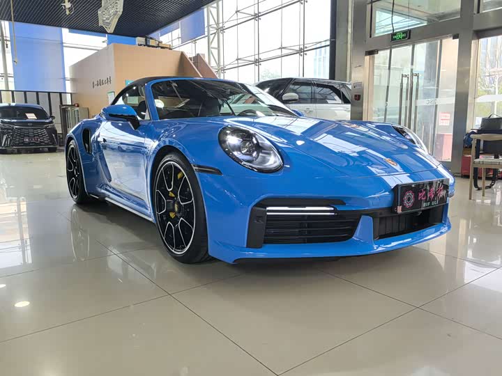 Porsche 911 2023 Turbo S Cabriolet 3.7 T — фото 5