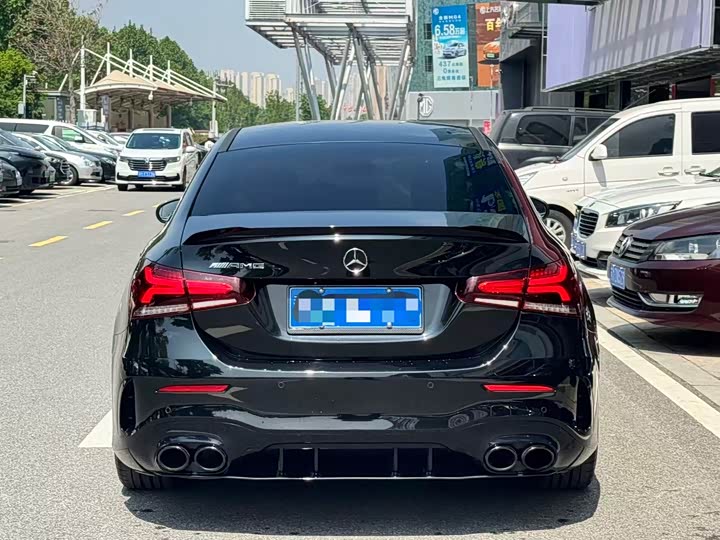 Mercedes-Benz A-Class 2022 AMG A 35 L 4 MATIC — фото 4