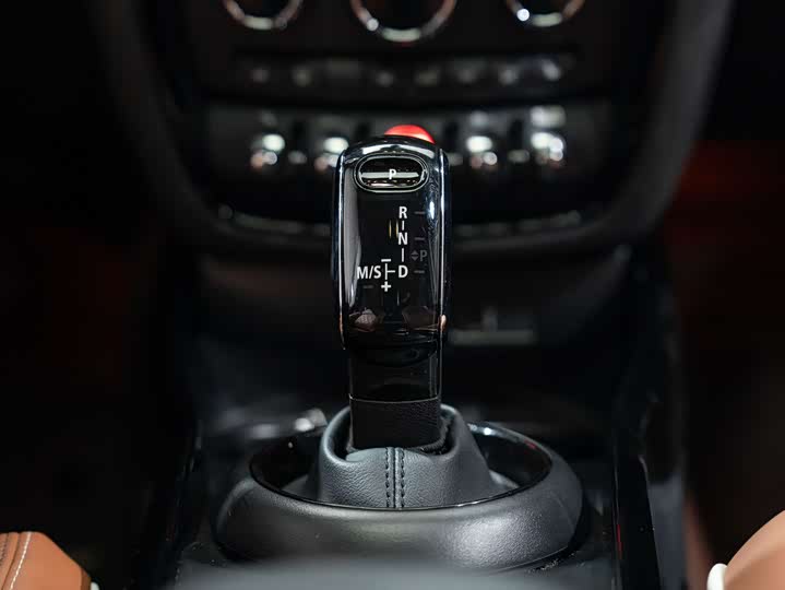 MINI Clubman — фото 26