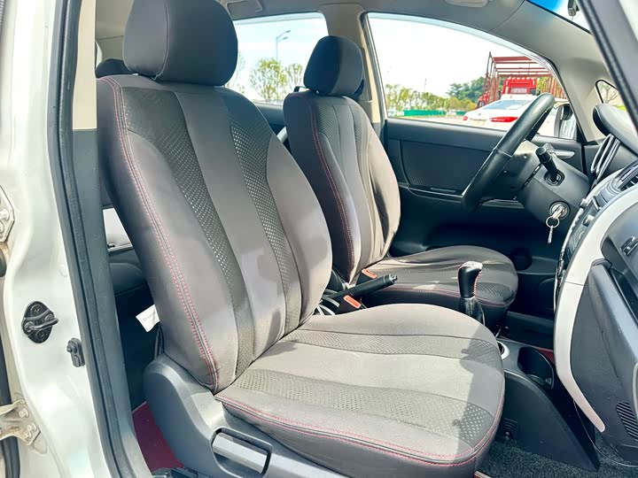 Changan CX20 2014 1.4 L MT IV — фото 20