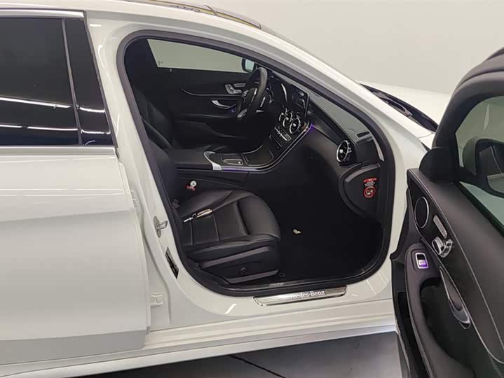 Mercedes-Benz C-Class 2020 C 260 L — фото 8
