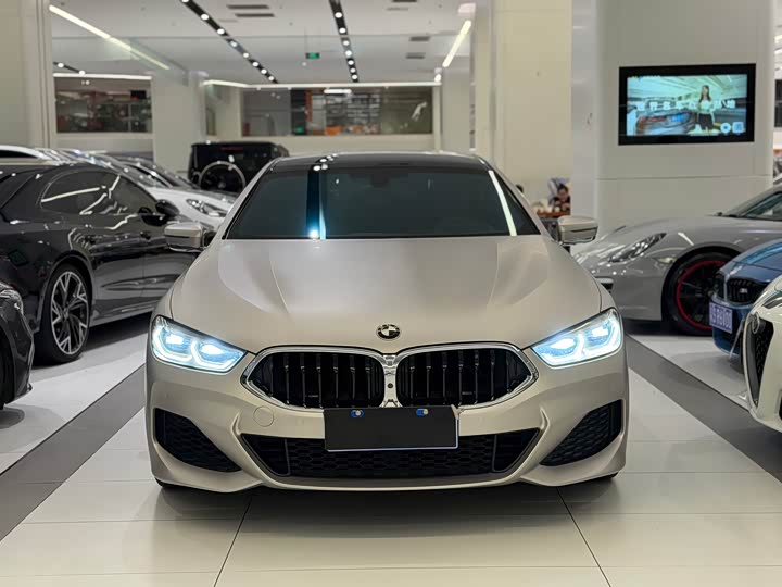 BMW 8-Series 2019 840i M — фото 2
