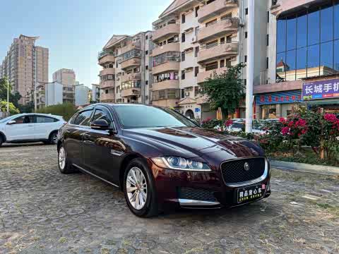 Jaguar XFL 2017 XFL 2.0 T 240 PS — фото 20