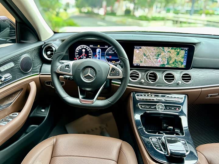 Mercedes-Benz E-Class 2017 E 300 L Luxury — фото 11