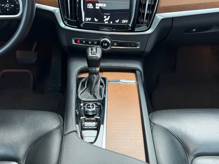 Volvo S90 2017 T 5 — фото 22
