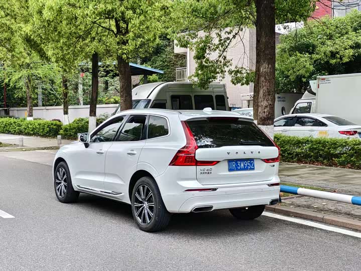 Volvo XC60 2020 T 5 4 WD — фото 7