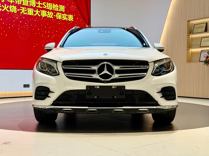 Mercedes-Benz GLC 2018 GLC 260 4 MATIC Luxury — фото 2