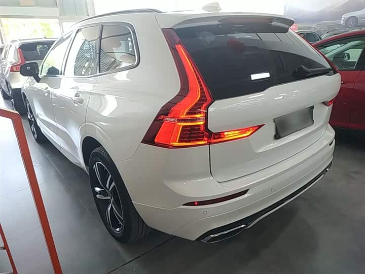 Volvo XC60 2020 T 5 4 WD — фото 5