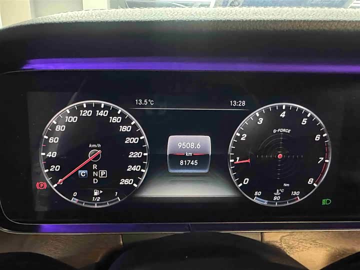 Mercedes-Benz E-Class 2018 E 200 L — фото 18