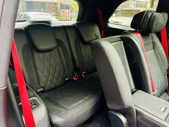 Mercedes-Benz GLS 2024 AMG GLS 63 4 MATIC+ — фото 19