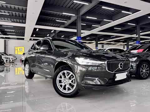 Volvo XC60 2021 T 5 4 WD — фото 10