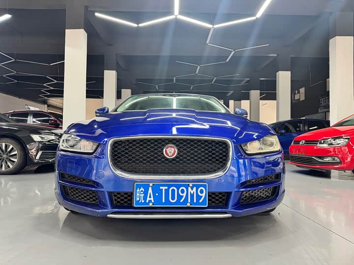 Jaguar XEL 2018 2.0 T 200 PS — фото 2