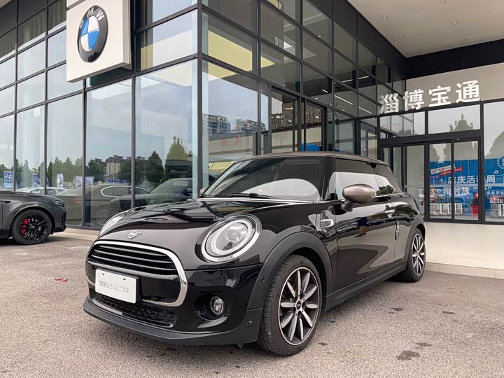 MINI Hatch — фото 1