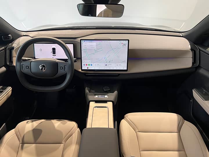 Volvo XC70 Hybrid 2026 4 WD Core — фото 12